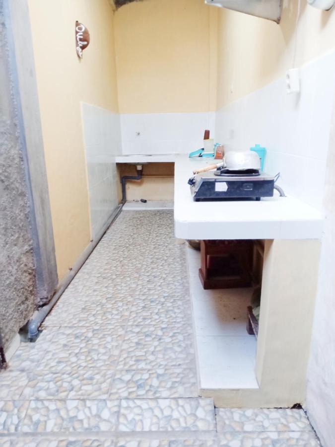 D'kost Ketintang Guest house